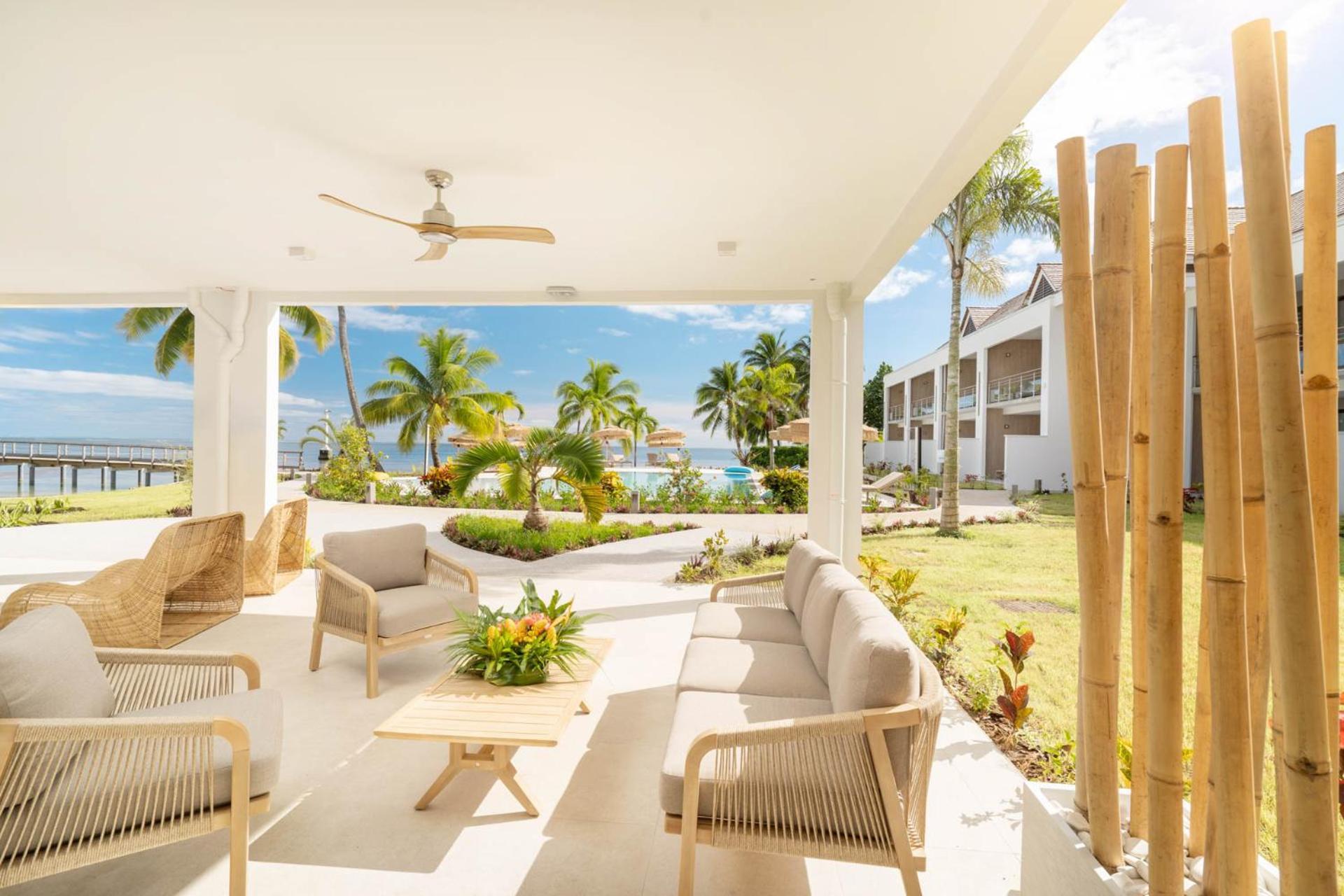 Cook'S Bay Hotel & Suites Paopao المظهر الخارجي الصورة